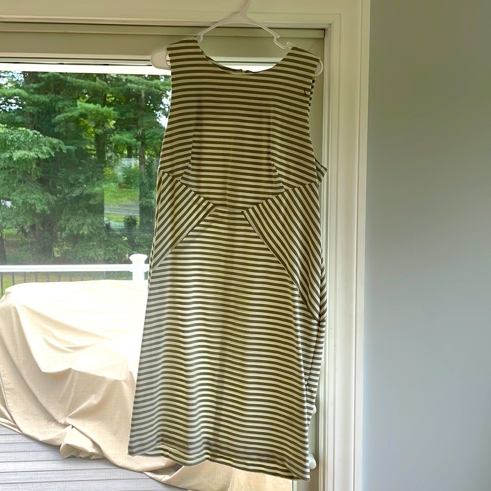 Grey and white Sharagano dress w/ back zipper, size 14